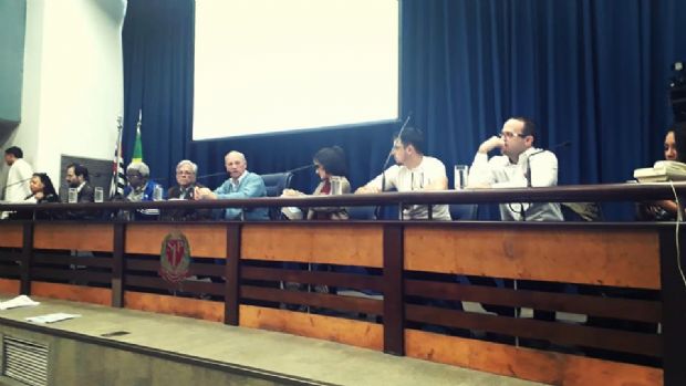 Estudantes e entidades da Educação pedem mais verbas na LDO 2019