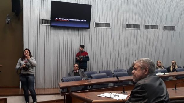 Santa de Casa vira OSS para se recuperar e se endivida ainda mais