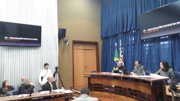 A Fundação ABC e os 18 CNPJs