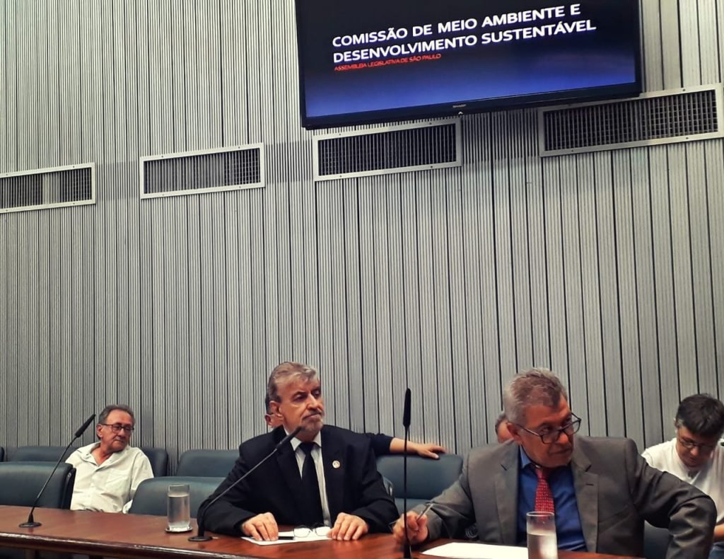 Crítica à fusão da Agricultura e Meio Ambiente