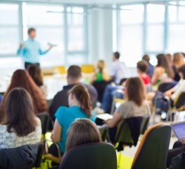 GOVERNO DEIXA DE INVESTIR R$71 BI NA EDUCAÇÃO