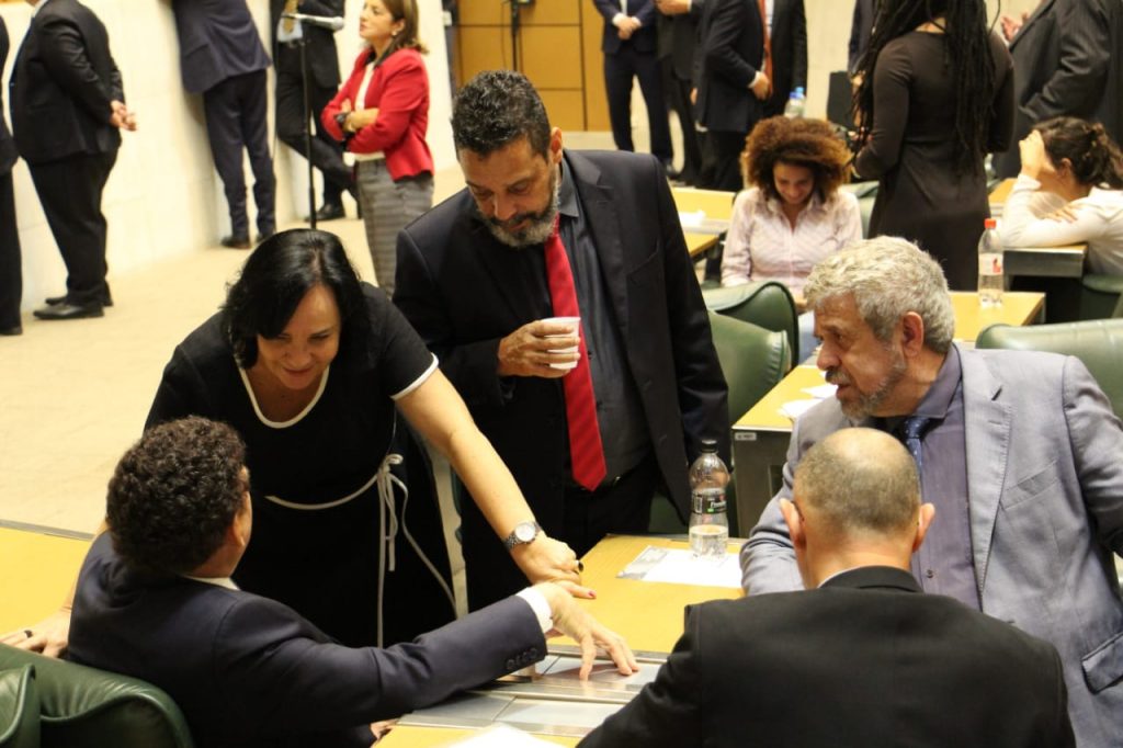 CENA POLÍTICA – TERÇA-FEIRA – DIA 7 DE MAIO DE 2019