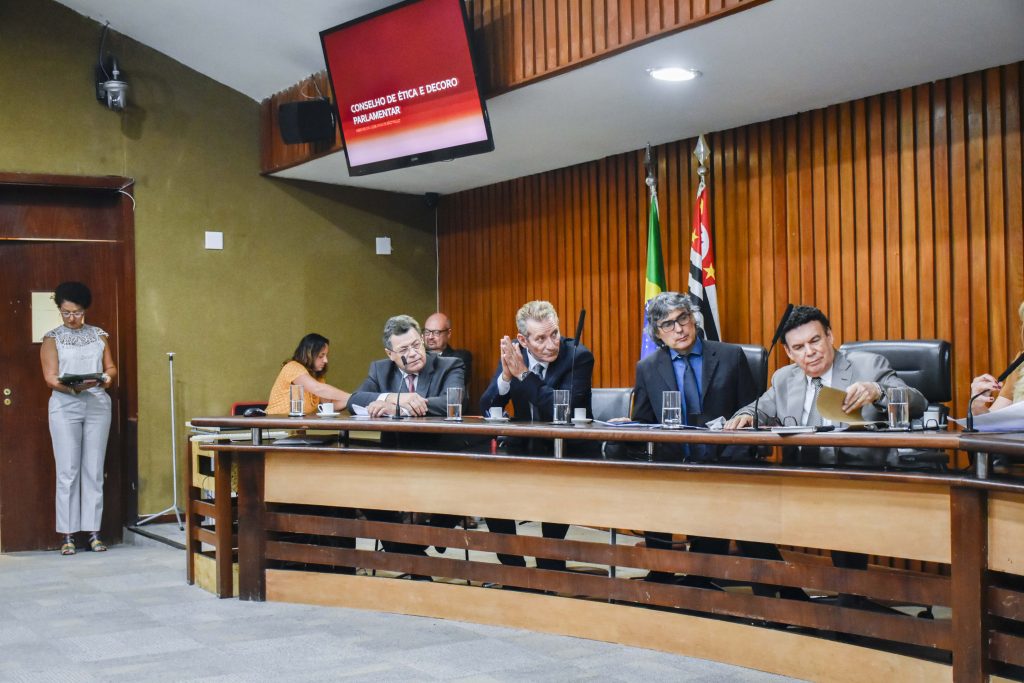 Cena Política – Quarta-Feira, 18 de Setembro