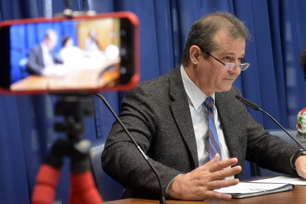 GOVERNO NÃO DEIXA COMISSÃO FUNCIONAR