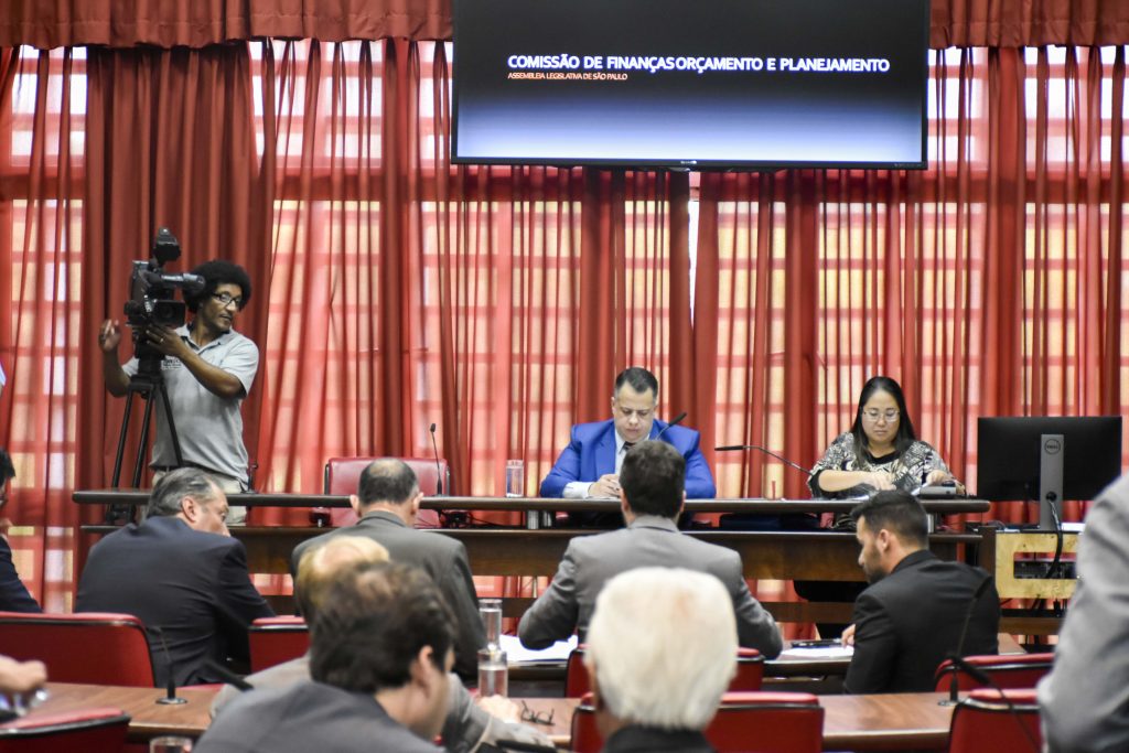 DORIA VETA DISPOSITIVO DA LDO QUE PERMITE O ACOMPANHAMENTO DA DÍVIDA ATIVA PELA ALESP