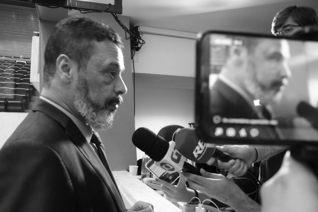 LÍDER DO PT NA ALESP ANUNCIA APOIO INCONDICIONAL A GUILHERME BOULOS