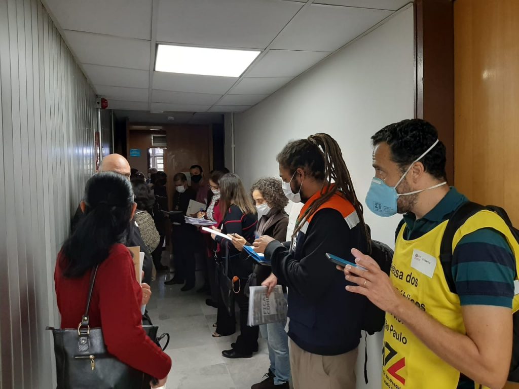 Oposição derruba quórum da CCJ e segura tramitação do projeto de destruição de Doria