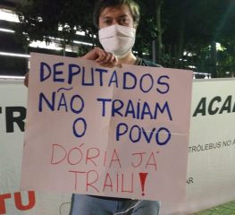 Oposição vence mais uma noite de embates contra PL de Doria