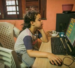 PL aprovado autoriza distribuição de notebooks para alunos e professores