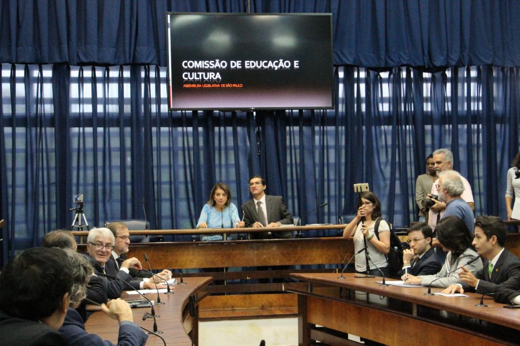 PT garante participação nas 18 comissões permanentes da Assembleia paulista PT garante participação nas 18 comissões permanentes da Assembleia paulista