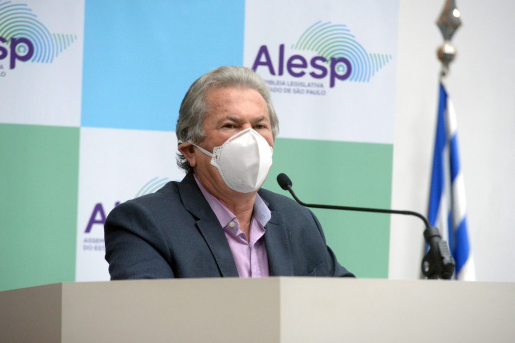 Audiência sobre Orçamento 2022 em São José dos Campos tem protesto contra termoelétrica