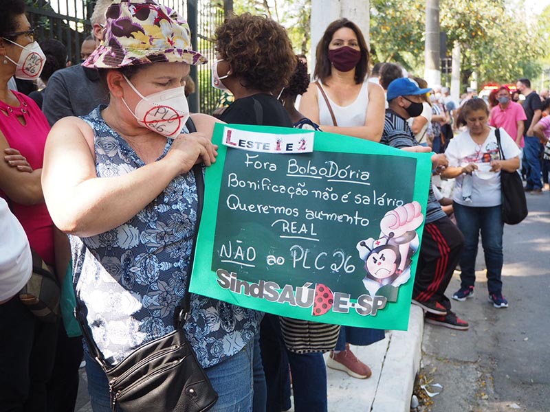 TRABALHADORES PROTESTAM CONTRA O PLC 26/2021 TRABALHADORES PROTESTAM CONTRA O PLC 26/2021