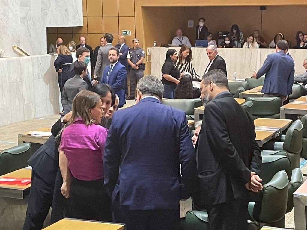 PISO SALARIAL DO ESTADO DE SÃO PAULO É FIXADO EM R$ 1.284,00