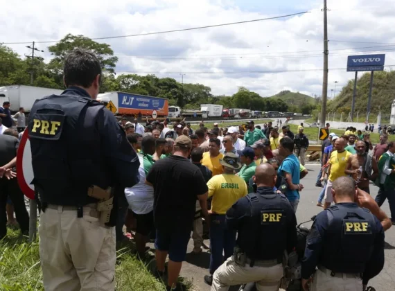 LÍDER DO PT COBRA DO MP MEDIDAS PARA A DESOBSTRUÇÃO DAS ESTRADAS