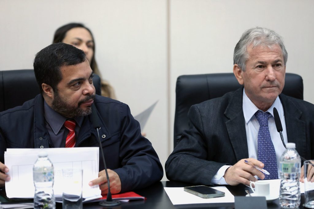 GOVERNISTAS BARRAM DISCUSSÃO DA LDO COM SECRETÁRIO