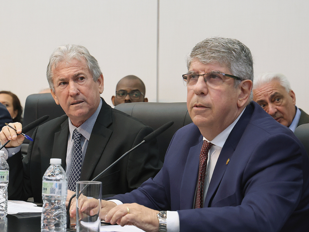 ViaMobilidade não dá prazo para melhoria nas linhas 8 e 9