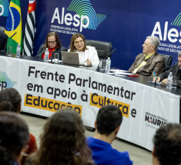 Frente enfatiza políticas de cultura e educação para todo o Estado