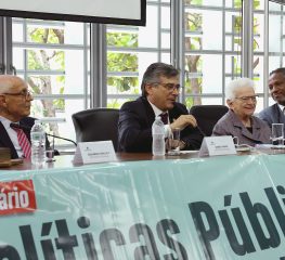 Encontro memorável discute políticas públicas e direitos da pessoa idosa