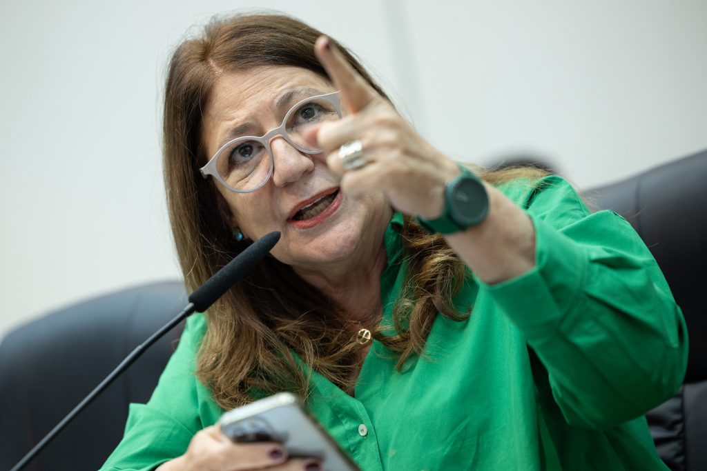 CPI DA TRANSIÇÃO DE GÊNERO PRORROGA TRABALHOS POR MAIS 60 DIAS