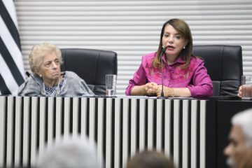 Bebel defende mobilização permanente contra a retirada de recursos da educação