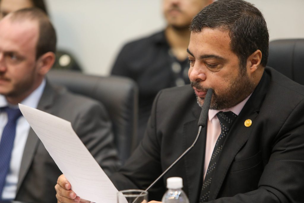 PT apresenta parecer contra a aprovação das contas do Estado de 2022