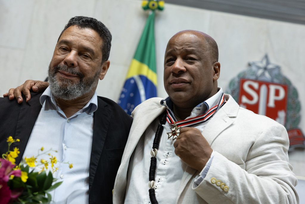 Aílton Graça é homenageado pela Assembleia Legislativa de São Paulo