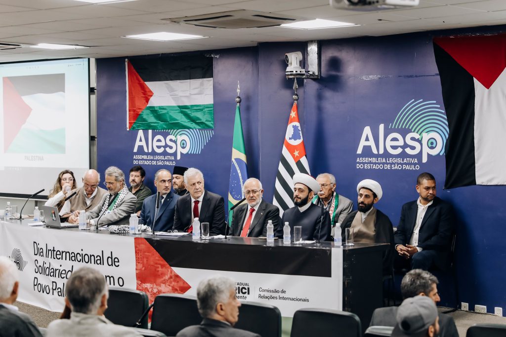 Ato em solidariedade ao povo palestino repudia massacre em Gaza