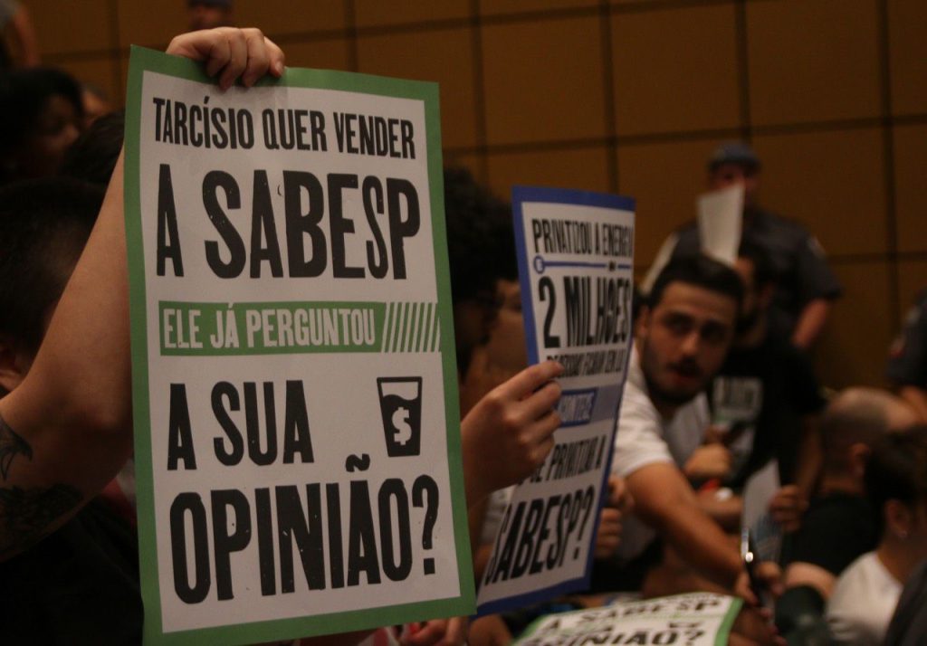 Oposição luta contra a privatização da Sabesp na Alesp