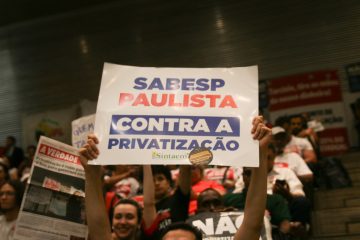 Após aprovação de venda da Sabesp sob truculência policial, deputados protocolam Ação Civil Pública para salvar companhia