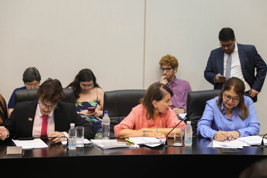 CPI Transição de Gênero termina sem provas e é considerada desnecessária