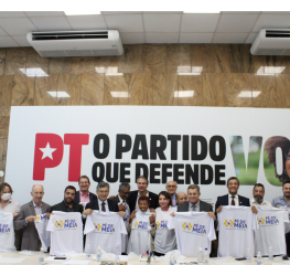 Bancada recebe Camilo Santana para apresentação do Programa Pé-de-Meia