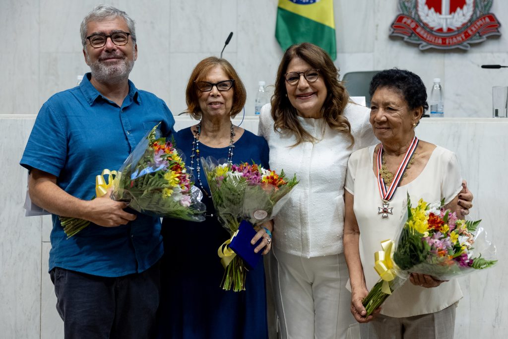 ATO HOMENAGEIA MULHERES QUE LUTARAM POR COMPANHEIROS MORTOS PELA DITADURA