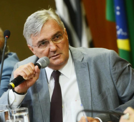 Antonio Mentor, sempre presente!