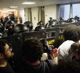 Basta de violência policial na Assembleia Legislativa!