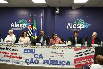 SEMINÁRIO DISCUTE FINANCIAMENTO DA EDUCAÇÃO E IMPACTOS DA PEC 9/23