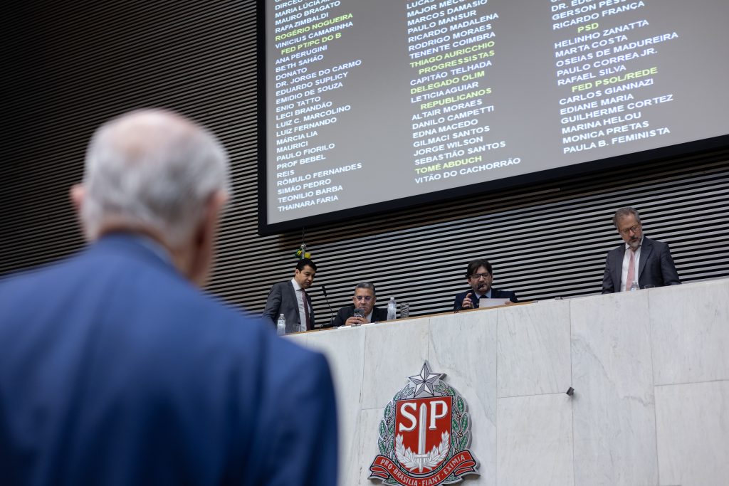 LDO/2025 PERMITE QUE GOVERNO TARCÍSIO ABOCANHE RECURSOS DA PESQUISA CIENTÍFICA