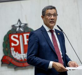 PL do deputado Reis impede que consumidor seja enganado em postos de combustíveis