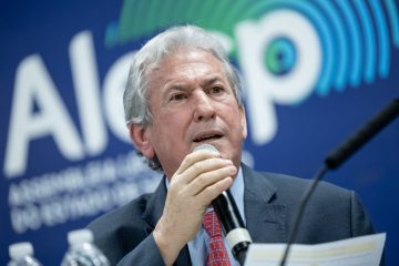 PL prevê auxílio financeiro para o cuidado de quem cuida