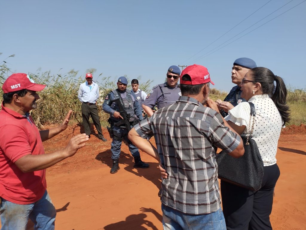 Solidariedade às famílias sem-terra do Pontal do Paranapanema