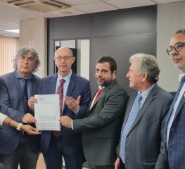 Protocolado, na Alesp, pedido de impeachment de Tarcísio de Freitas