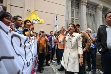 Vitória da educação: liminar anula leilão de escolas públicas em SP