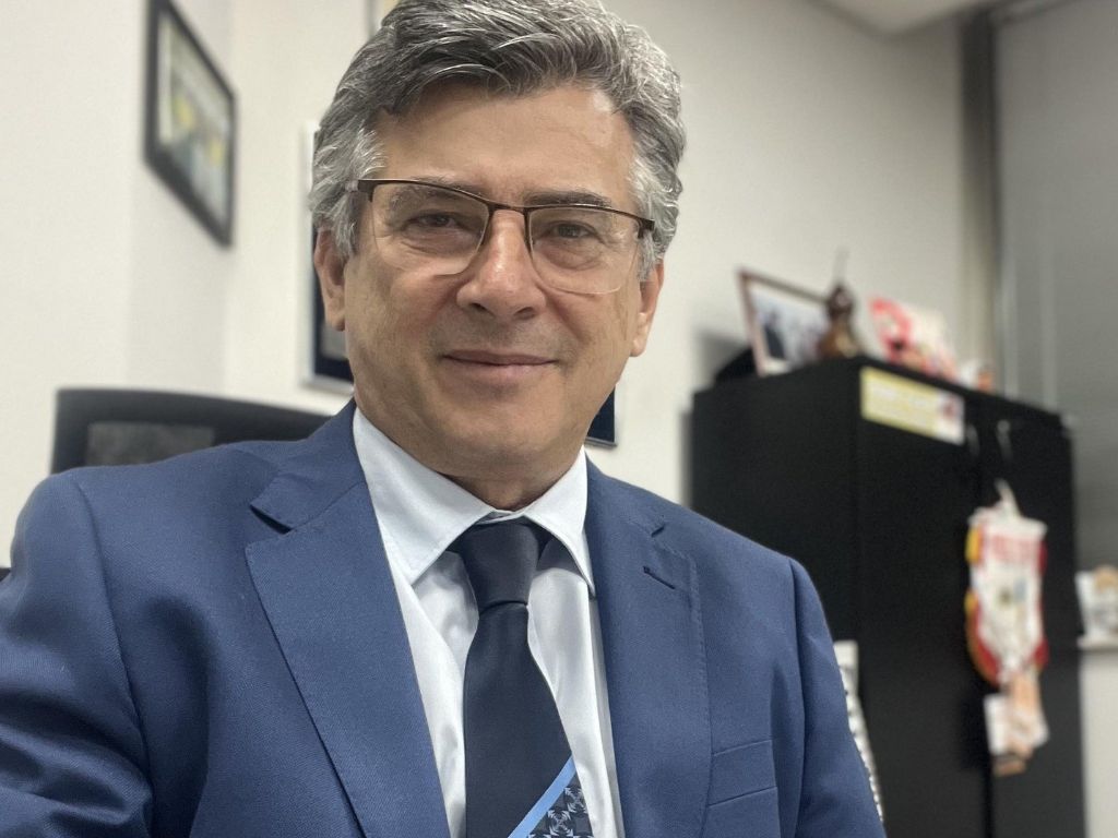 Em defesa do mandato do PT na Alesp: Simão fica!