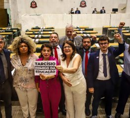 Aprovada a redução do orçamento da educação na Alesp. Oposição vota contra!