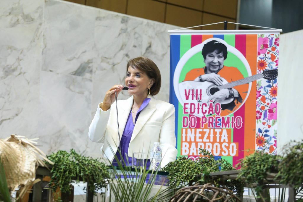 Comissão de Educação e Cultura realiza o VIII Prêmio Inezita Barroso