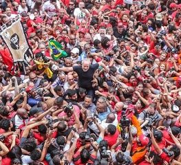 7 anos da prisão de Lula