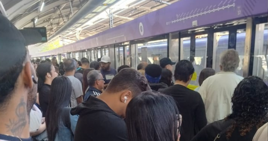 Por iniciativa do líder Donato, comissão faz diligência na Estação Campo Limpo