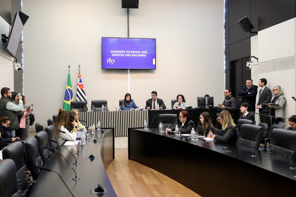 Petistas enaltecem lutas e instrumentos de defesa das mulheres