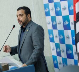 Vitória dos pescadores: artigo que restringia acesso ao seguro-defeso é suprimido após articulação com Marcolino