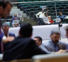 BANCADA PETISTA BARRA VOTAÇÃO DA FURP