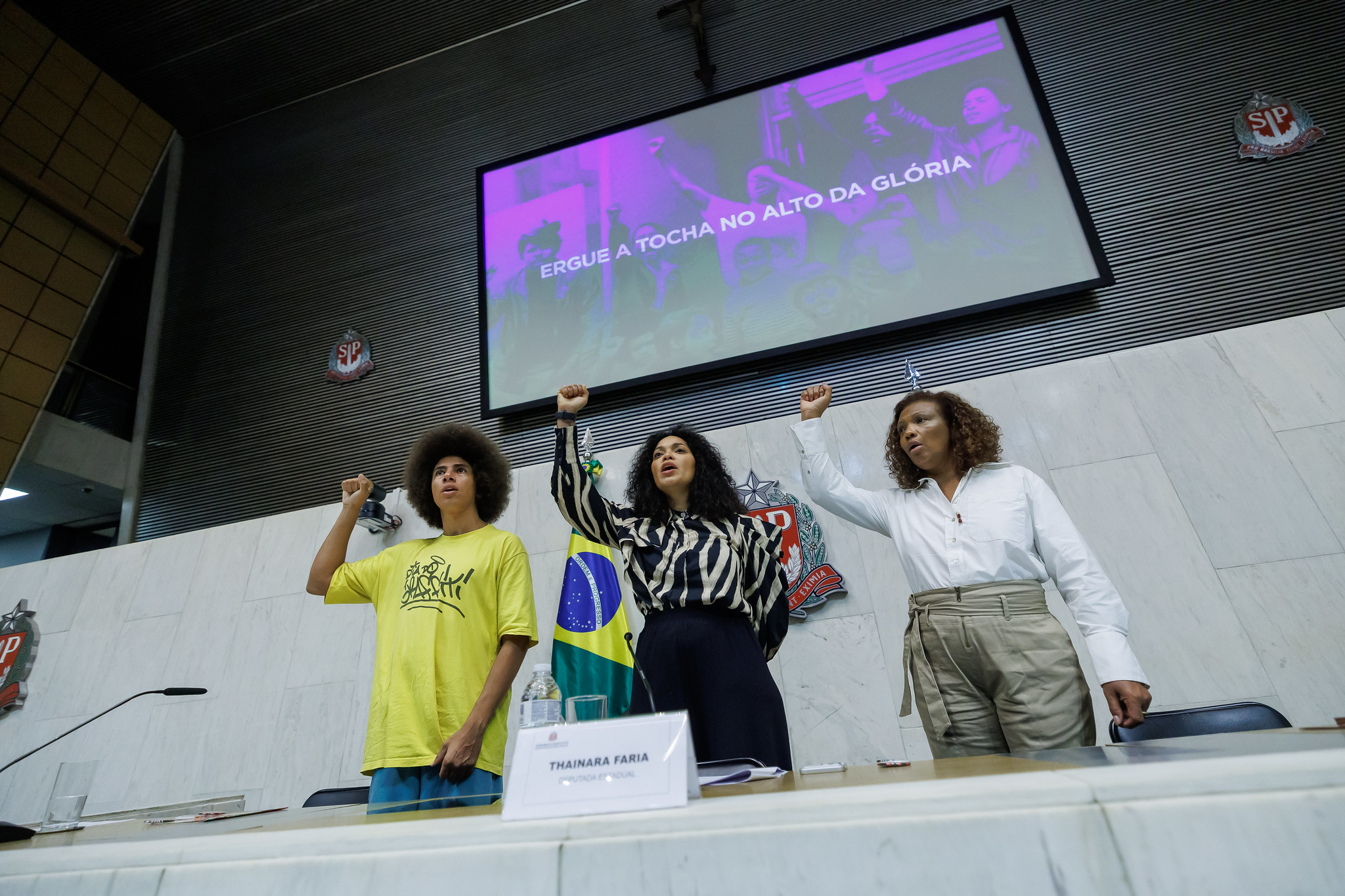 DEPUTADA THAINARA FARIA CELEBRA MÊS DA CONSCIÊNCIA NEGRA